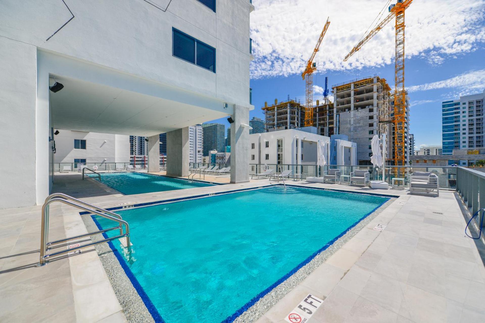 Apartment Private Terrace In Luxury 3br In Brickell Miami