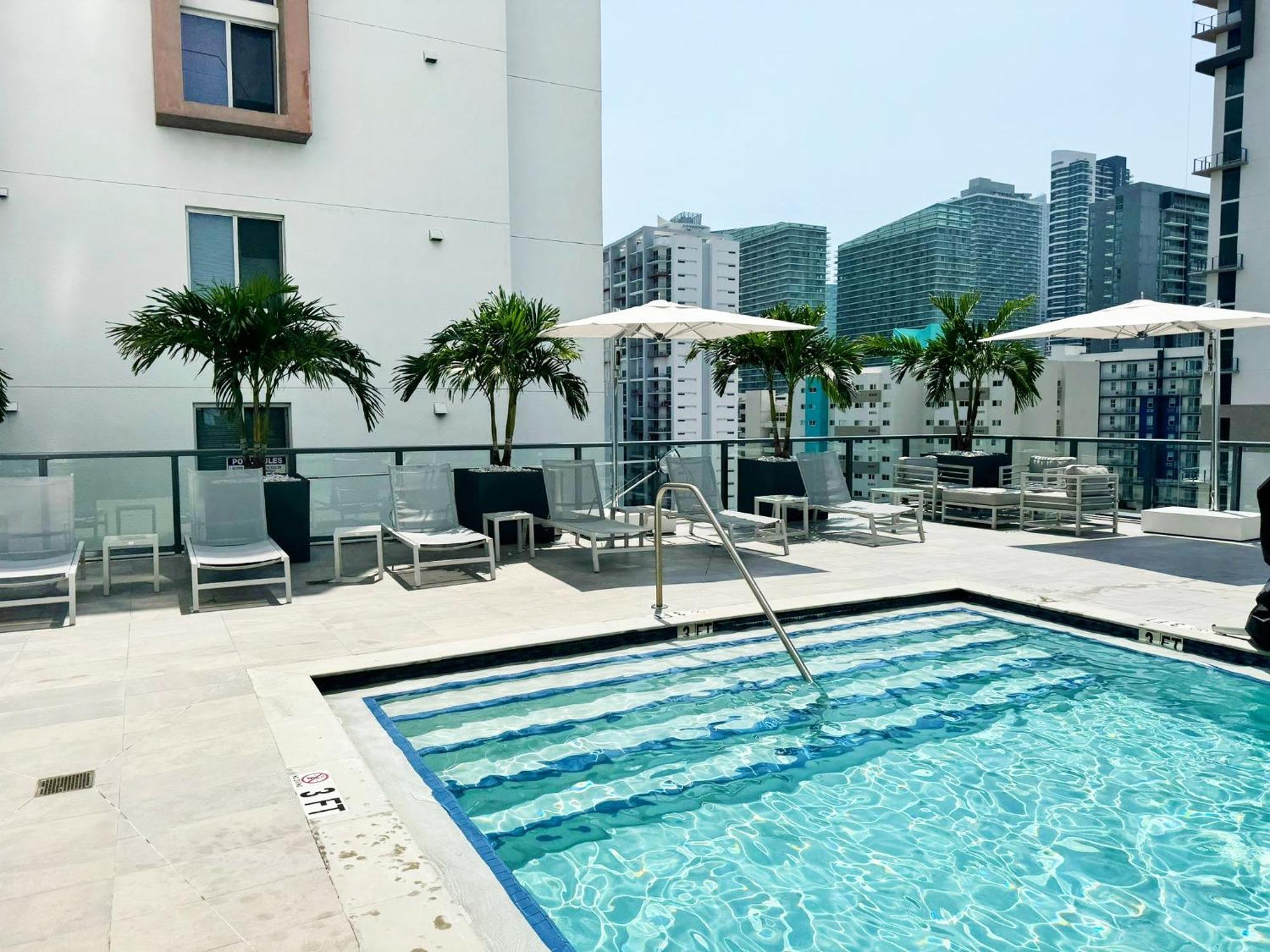 Private Terrace In Luxury 3br In Brickell Apartamento *