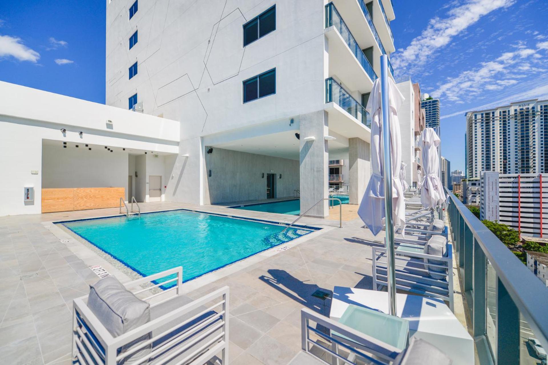 Private Terrace In Luxury 3br In Brickell Miami