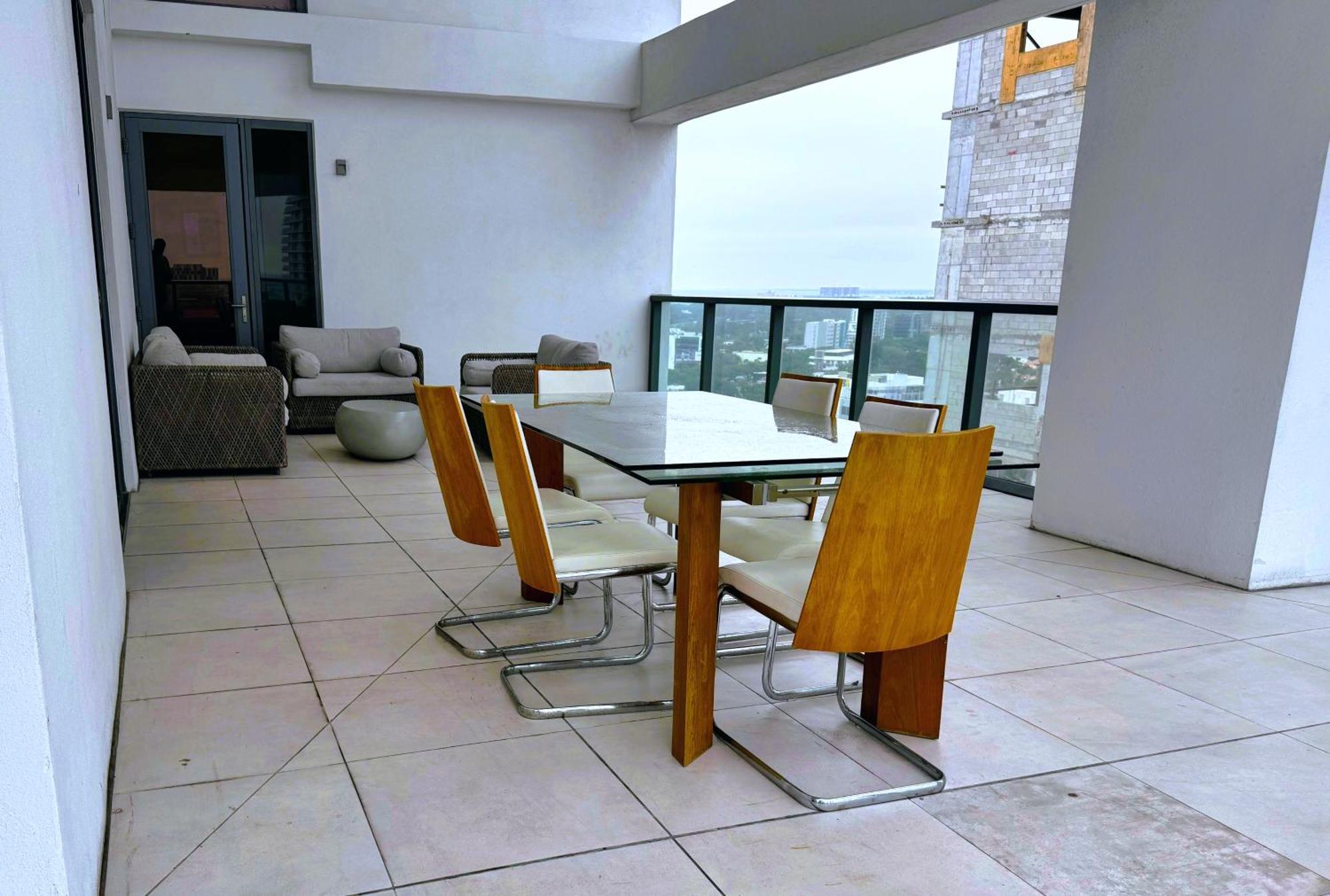 Private Terrace In Luxury 3br In Brickell